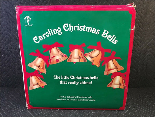 Vtg Ye Merrie Minstrel Caroling Christmas Bell Wreath - 25 Songs Tune 12 Bells