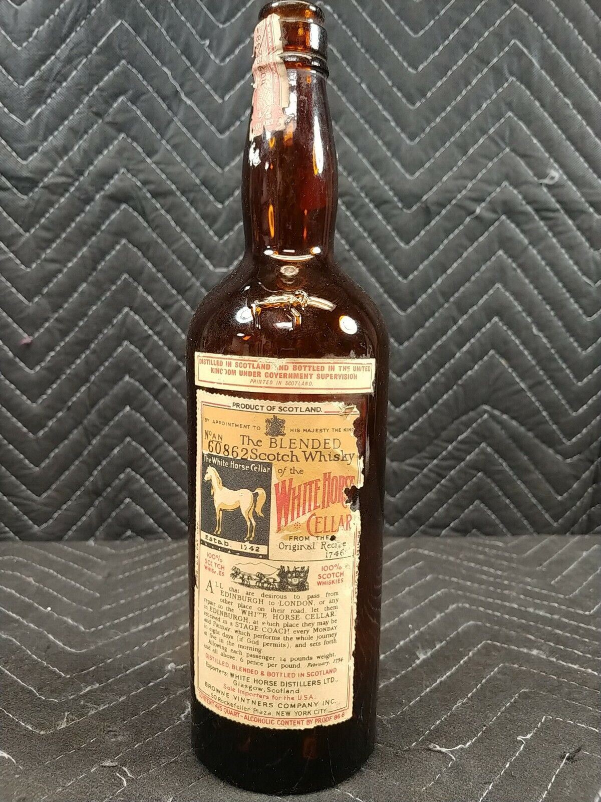 Vintage White Horse Cellar Blended Scotch Whiskey Original Recipe Bottle Empty