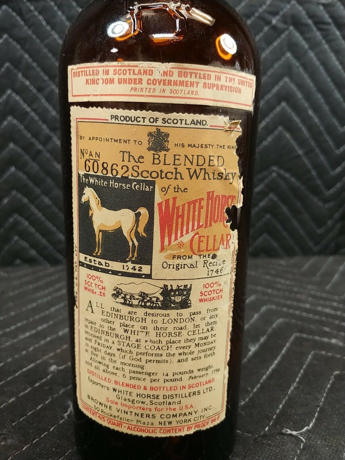 Vintage White Horse Cellar Blended Scotch Whiskey Original Recipe Bottle Empty