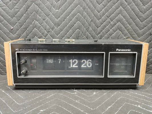 Vintage 1971 Panasonic National IC Premium RC-6493 AM/FM *Doesn’t Flip READ*