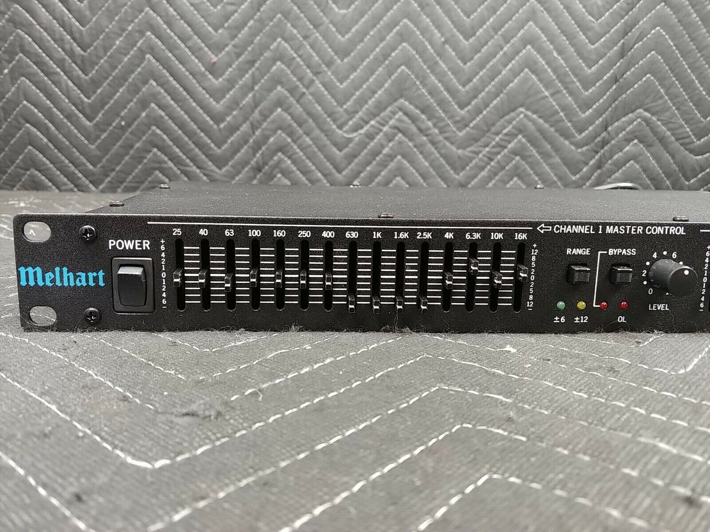 Melhart EQ30 Graphic Equalizer - Rack Mount w/ Ears