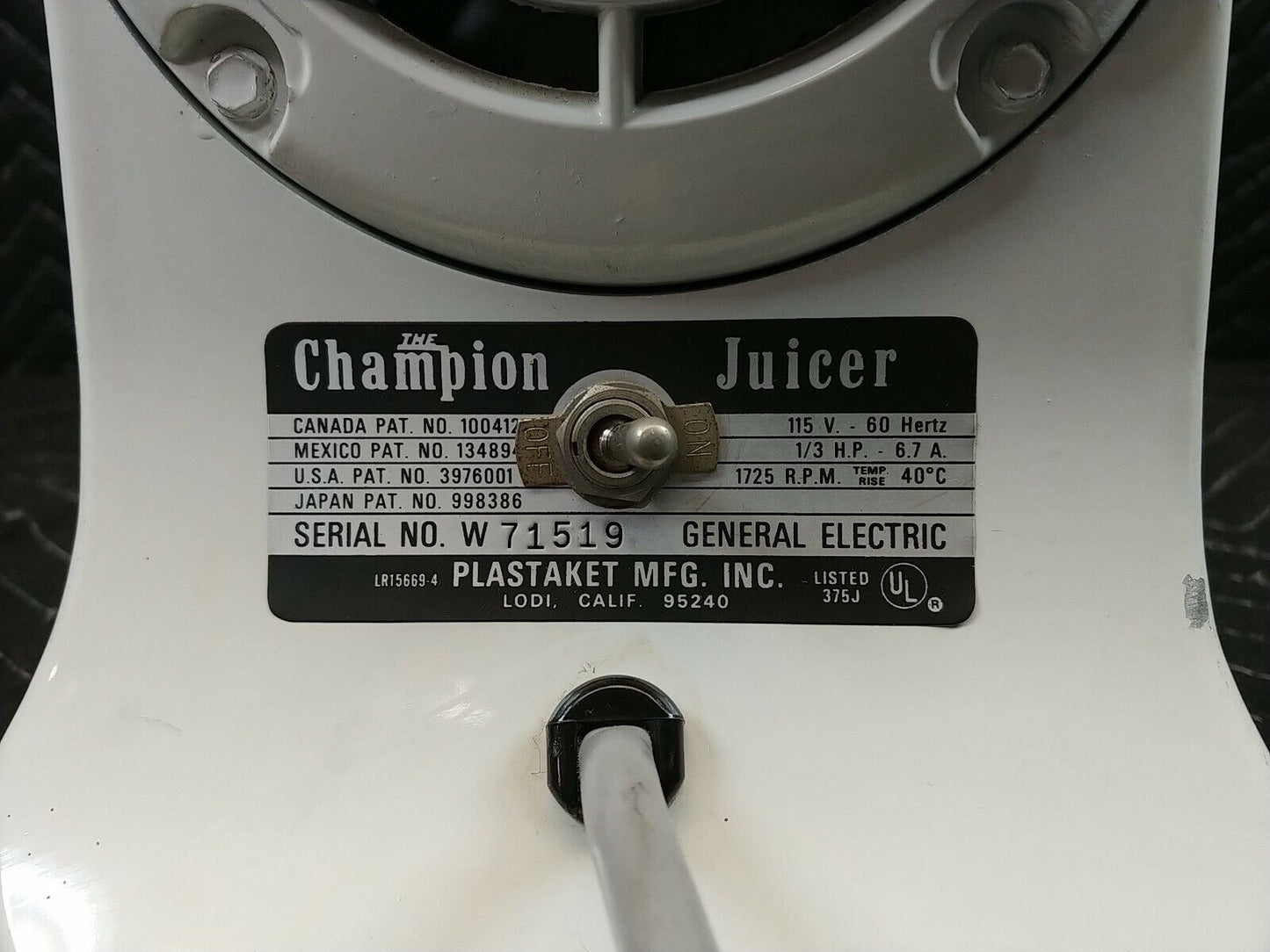 The Champion Juicer World Finest Juicer General Electric model G5-NG-853S white