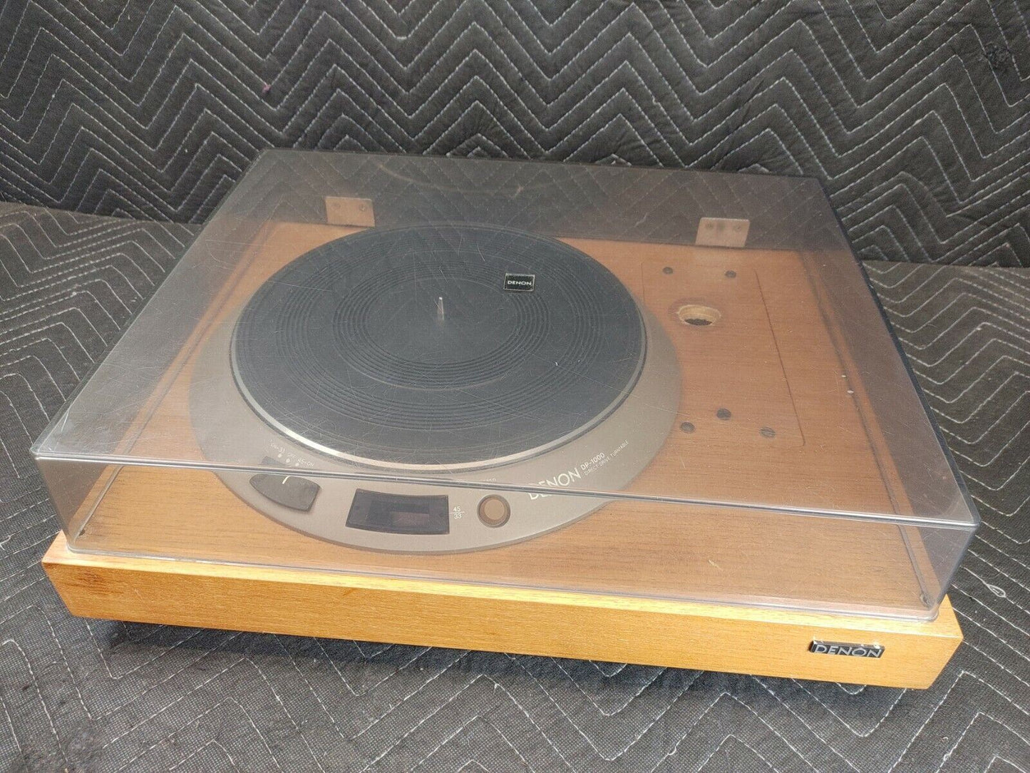 Denon DP-1000 Turntable in DP-1500 Base w/ Dust Cover