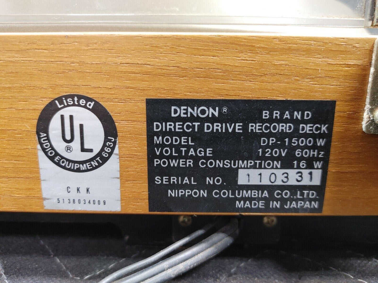 Denon DP-1000 Turntable in DP-1500 Base w/ Dust Cover