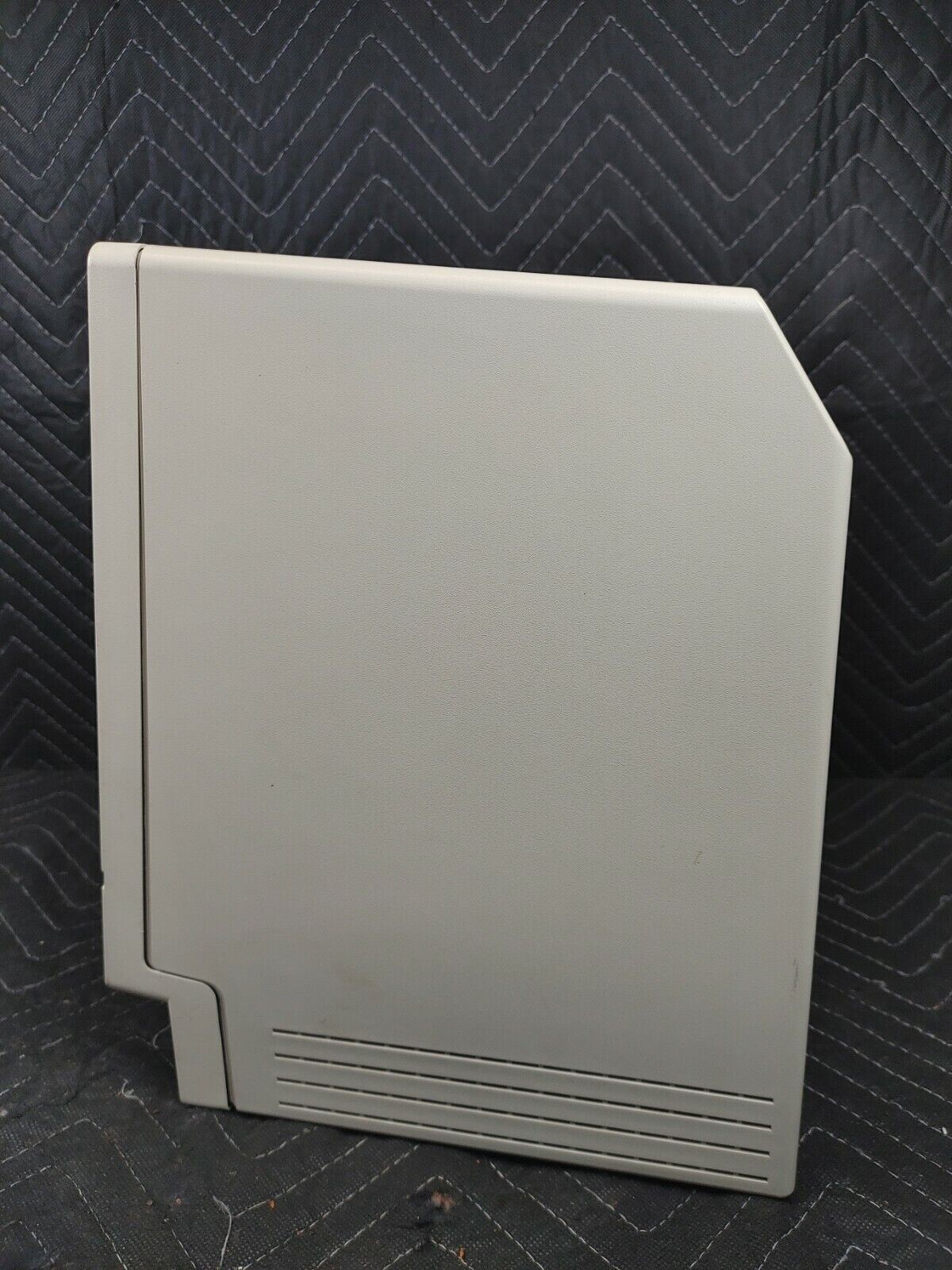 APPLE Mac Macintosh Classic M0420 Computer for Parts or Repair