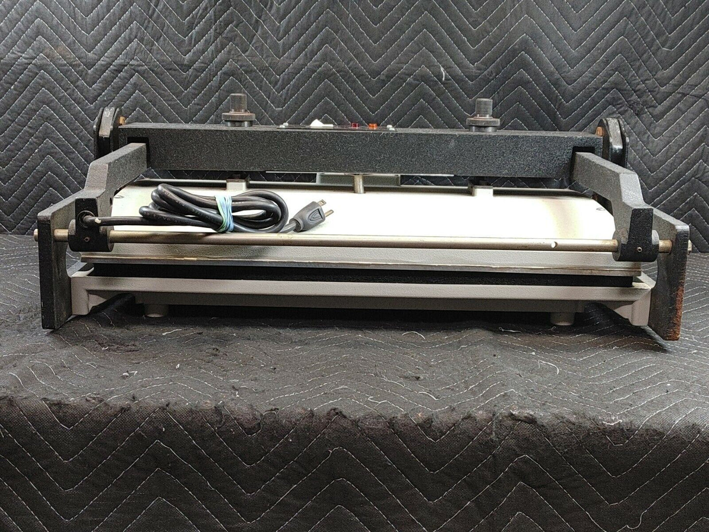 Seal Commercial 210M Dry Mount Mounting Laminating Heating Press 22.25"x18" 745B