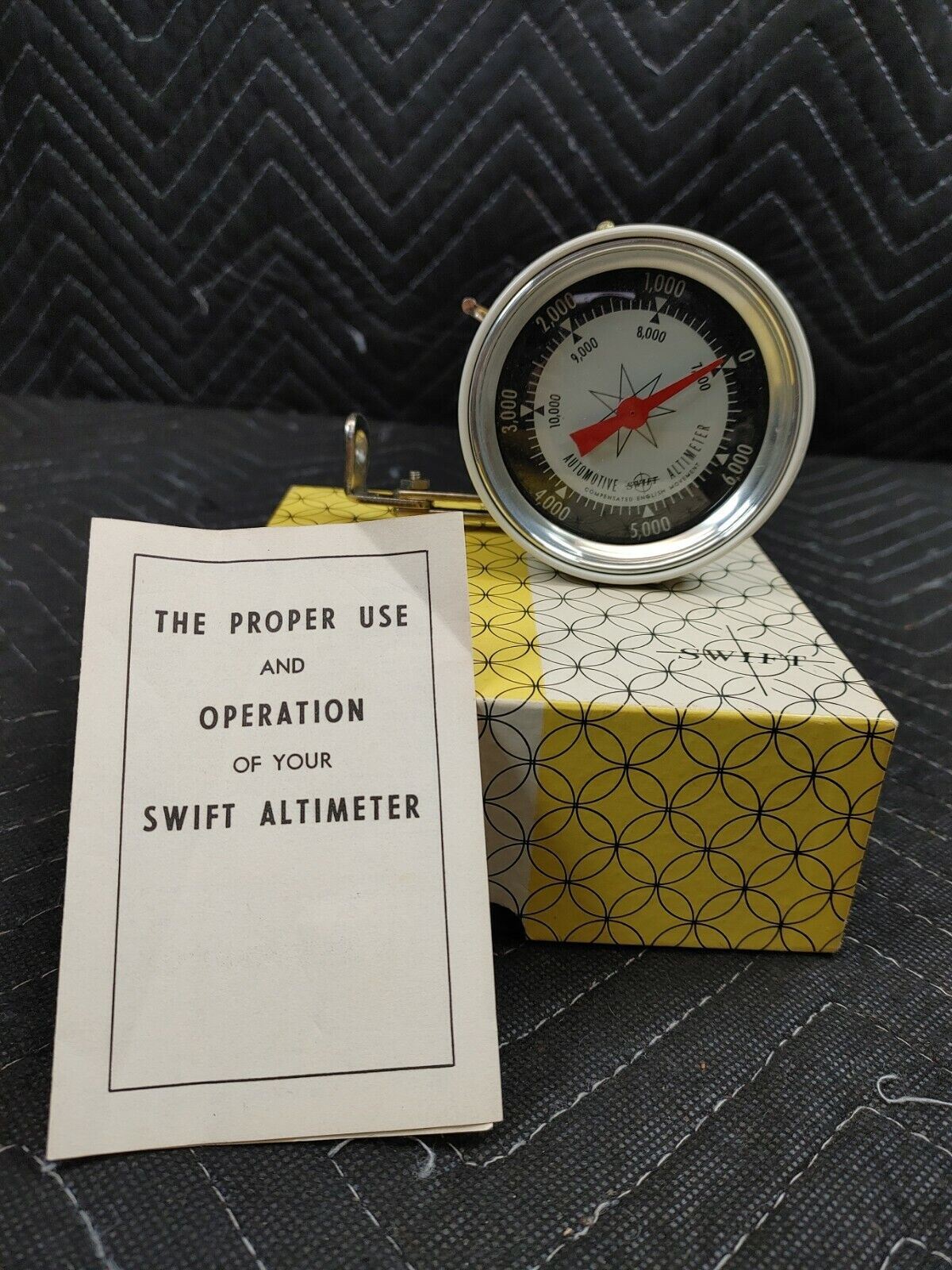 Swift 422 Auto Altimeter Gauge 4x4 Camping Jeep Vintage 50's - NOS