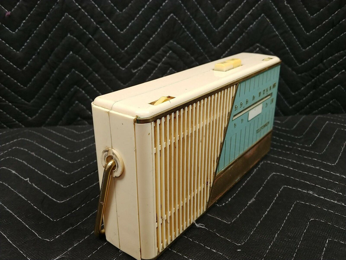 Telefunken Famulus Portable Battery Radio