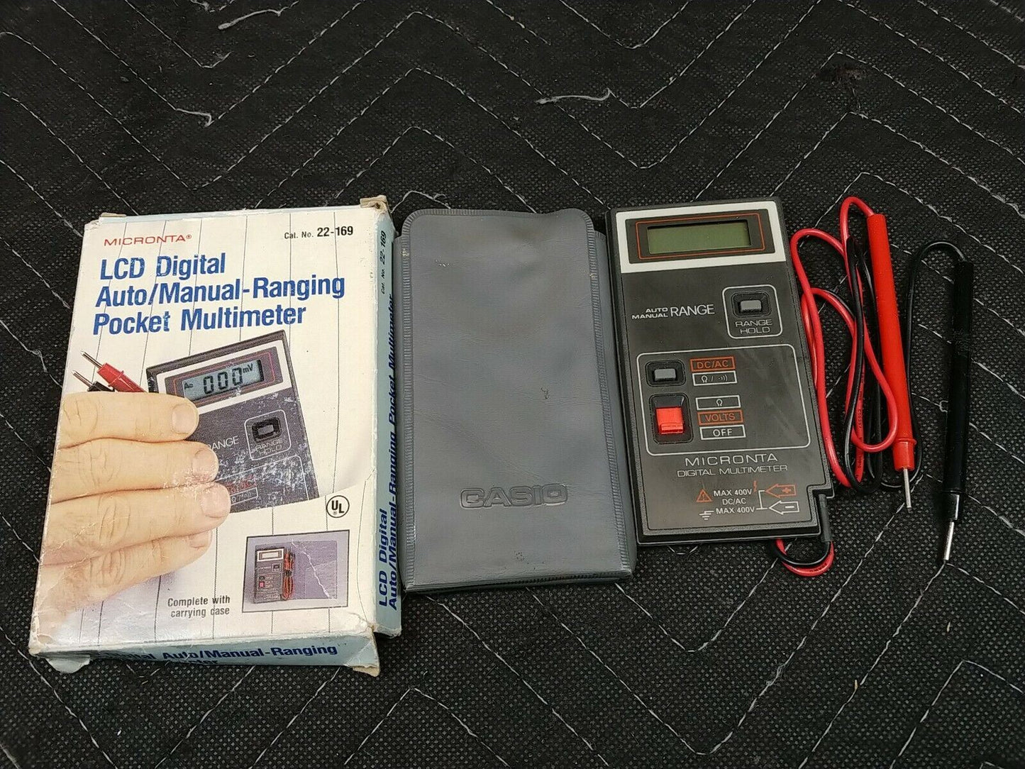 LCD Digital Auto-Manual Ranging Pocket Multimeter Micronta 22-169 Vintage