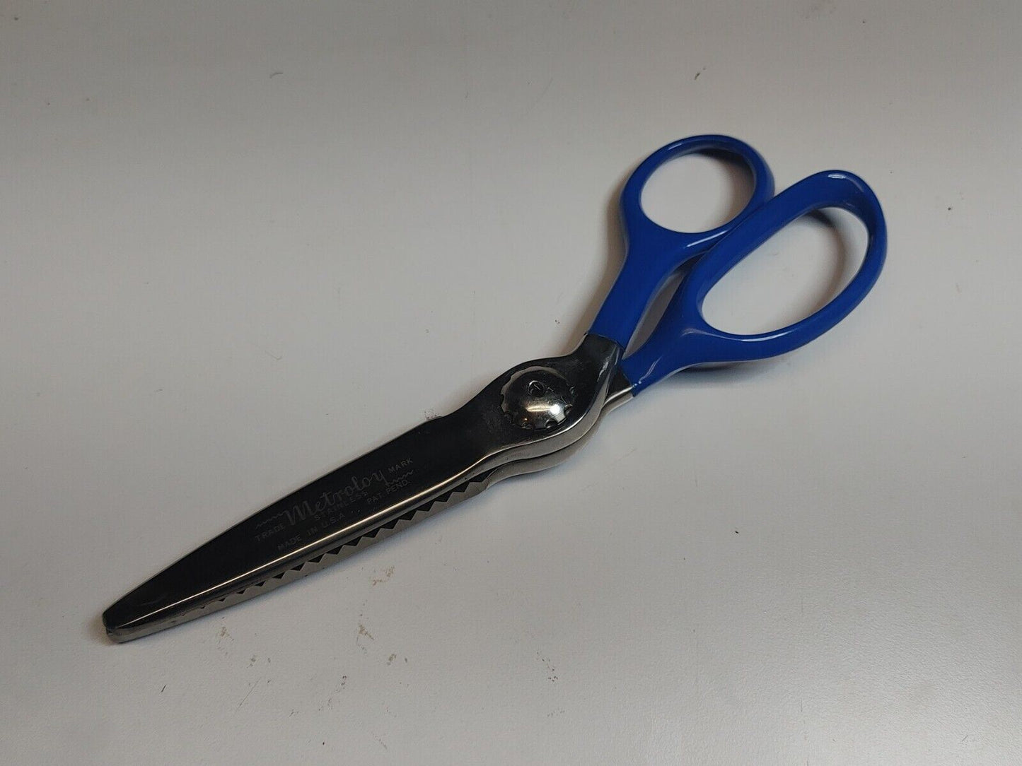 METROLOGY PINKING SHEARS - Made in USA - Scissors