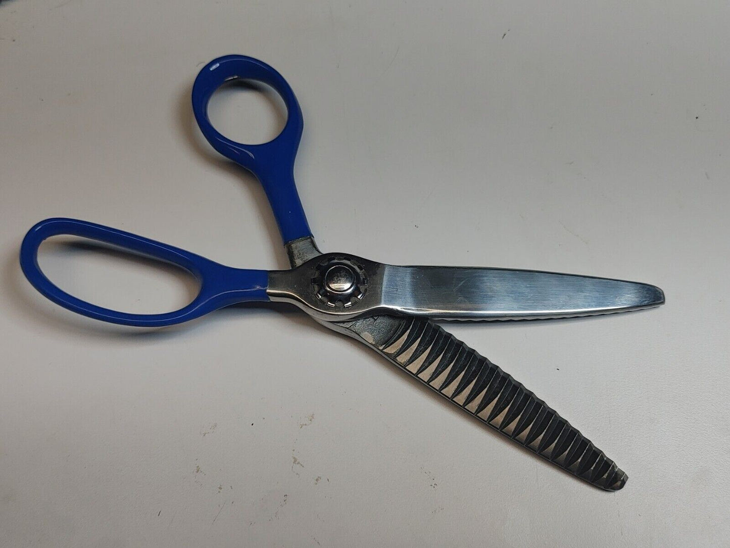 METROLOGY PINKING SHEARS - Made in USA - Scissors