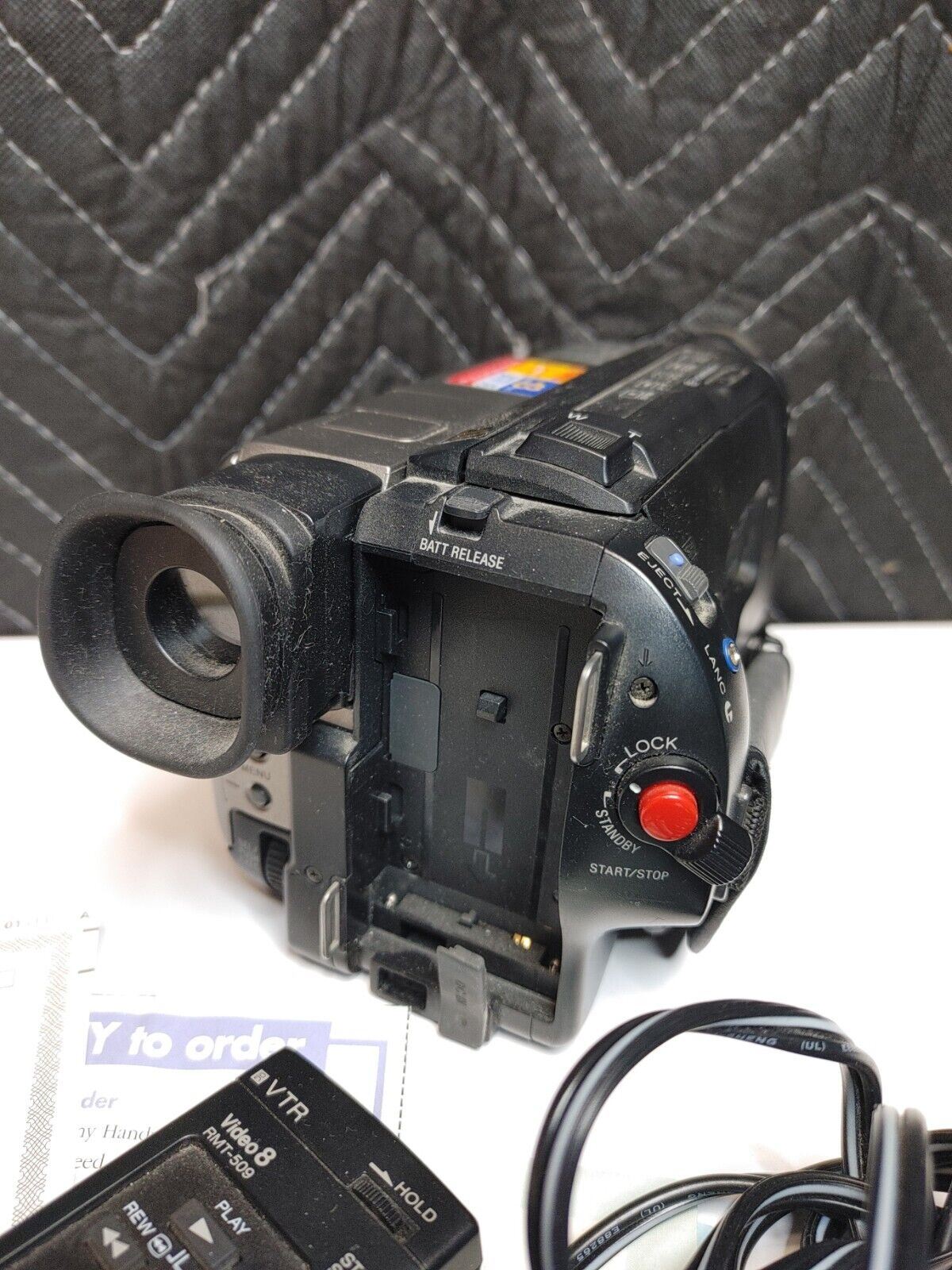 Sony Handycam Hi8 Video8 CCD-TR716 Camcorder w/ Manual - Camera - Video Transfer