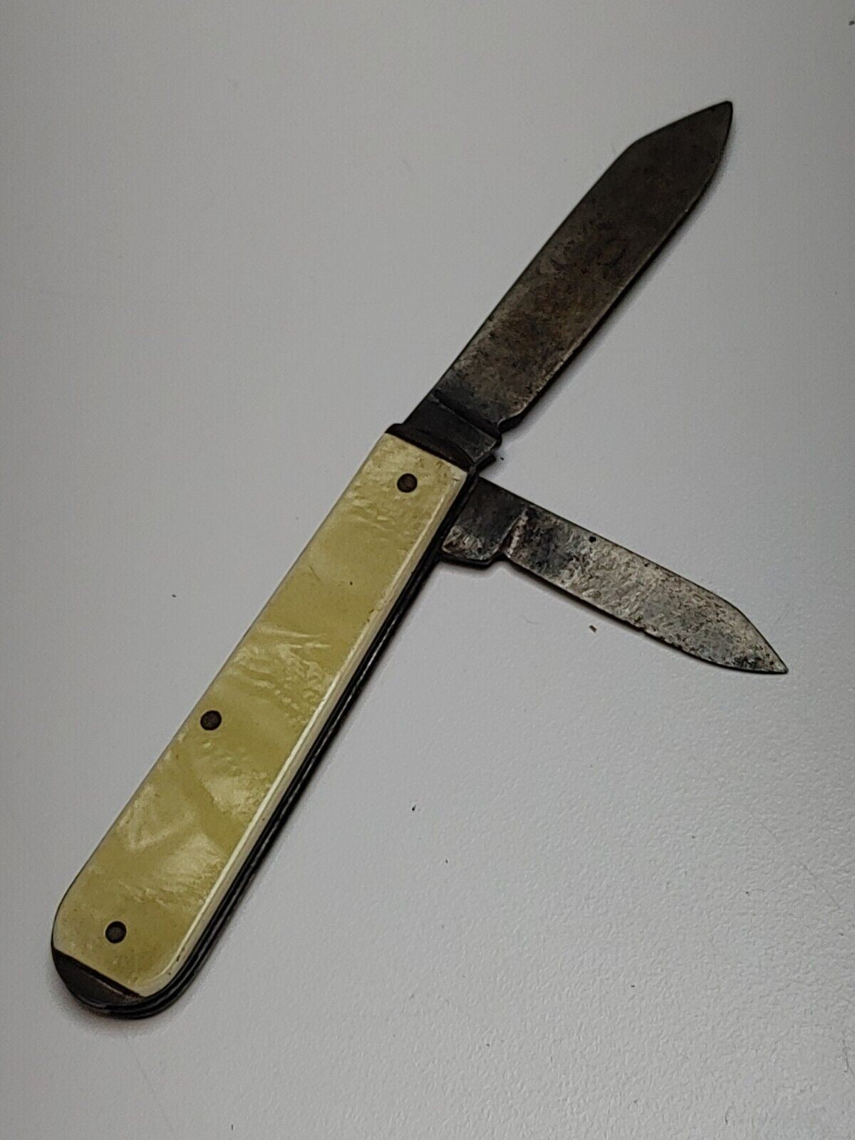 Vintage Imperial Providence RI Pearloid Pocket Knife