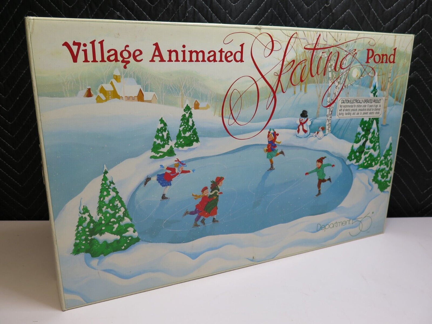 Department 56 Village Animated Skating Pond - 5229-9 - Complete in Box - Working