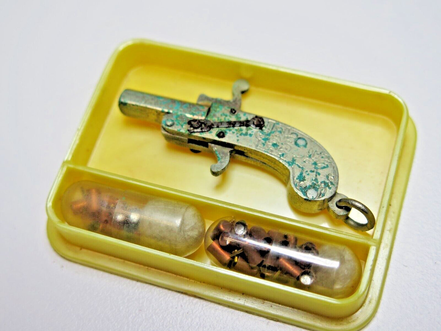 ANTIQUE VTG MINIATURE BERLOQUE PISTOLCHEN FOB CAP TOY IN BOX w/ Caps