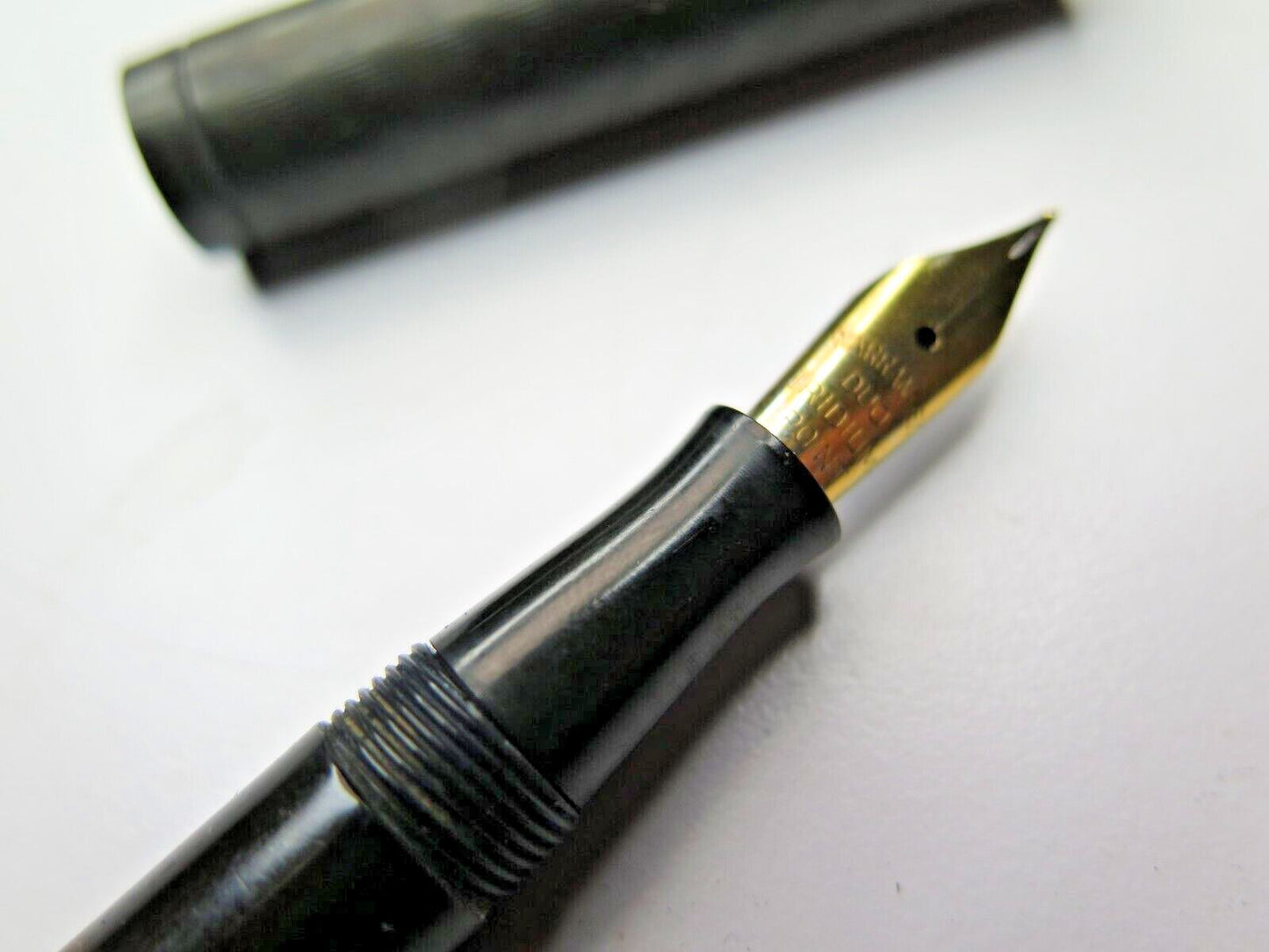 BEAUTIFUL VINTAGE BLACK CHASED HARD RUBBER WATERMAN'S NO. 54 FOUNTAIN PEN