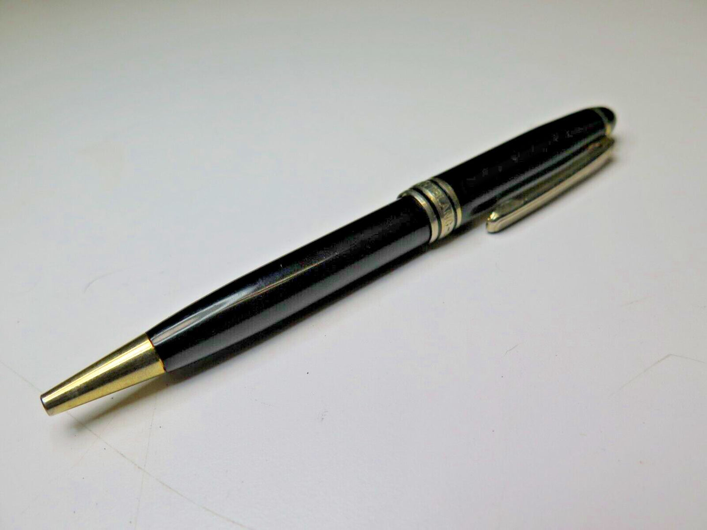 Vintage Montblanc Meisterstuck Gold Classique Ballpoint Pen