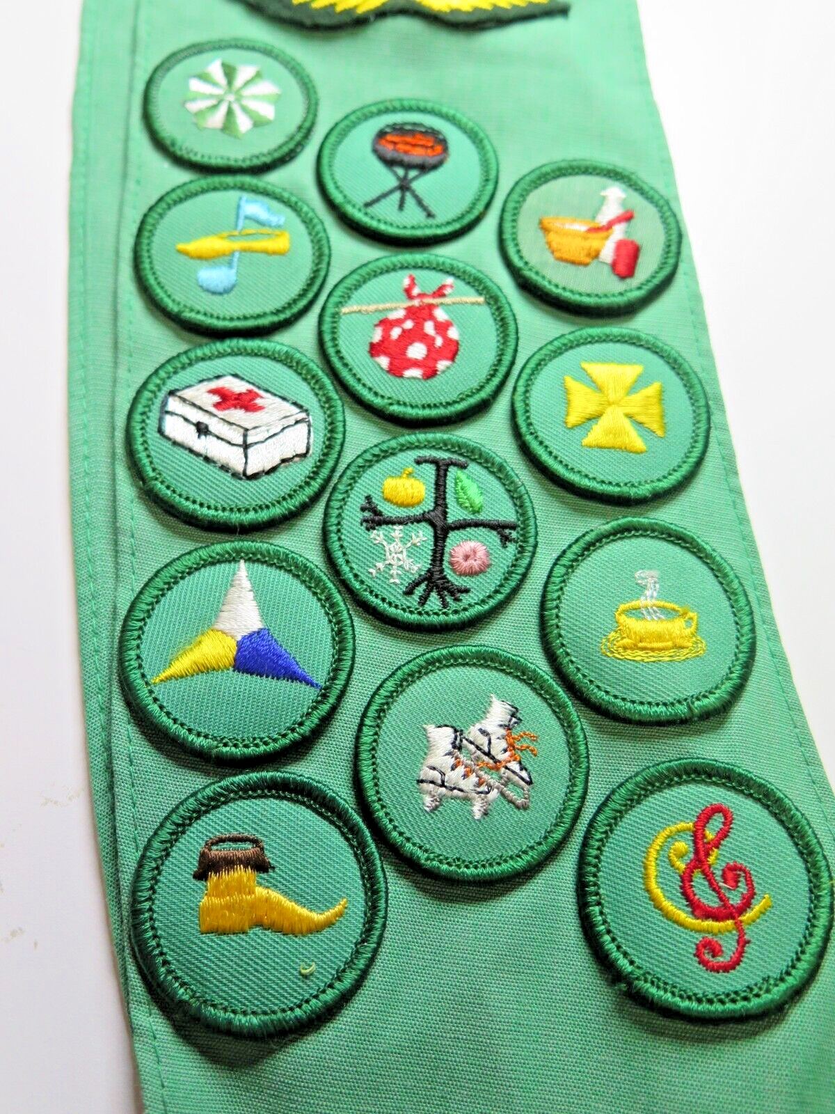 VINTAGE Sash w/ Brownie & Girl Scout Badges Pins LOT - Orange County California