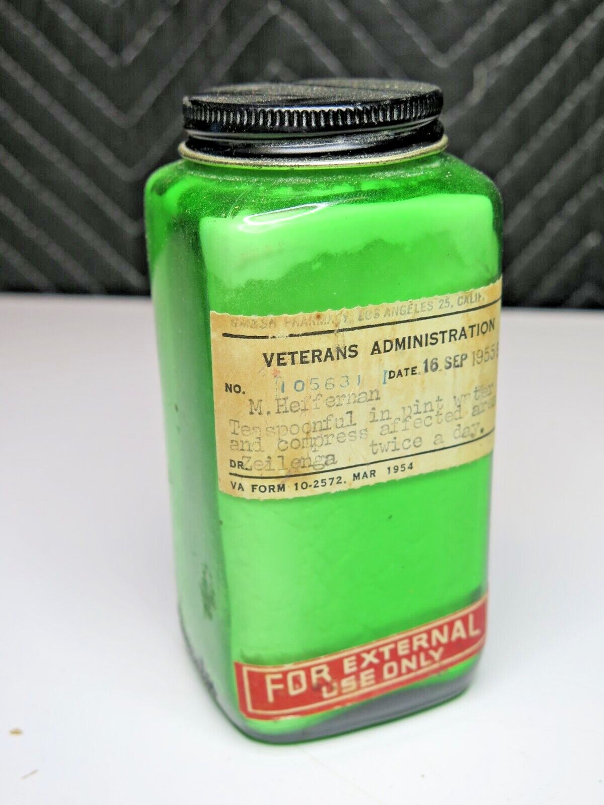 Vtg 1955 Veterans Administration Green Glass Medicine Bottle - 5"