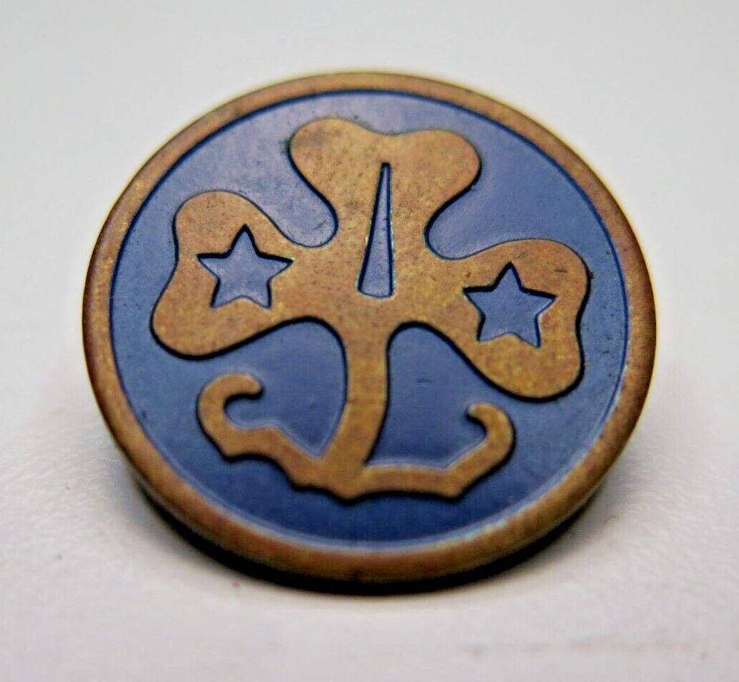 1950's Vintage Girl Scout Brownie Pin Blue Shamrock Clover Gold Tone