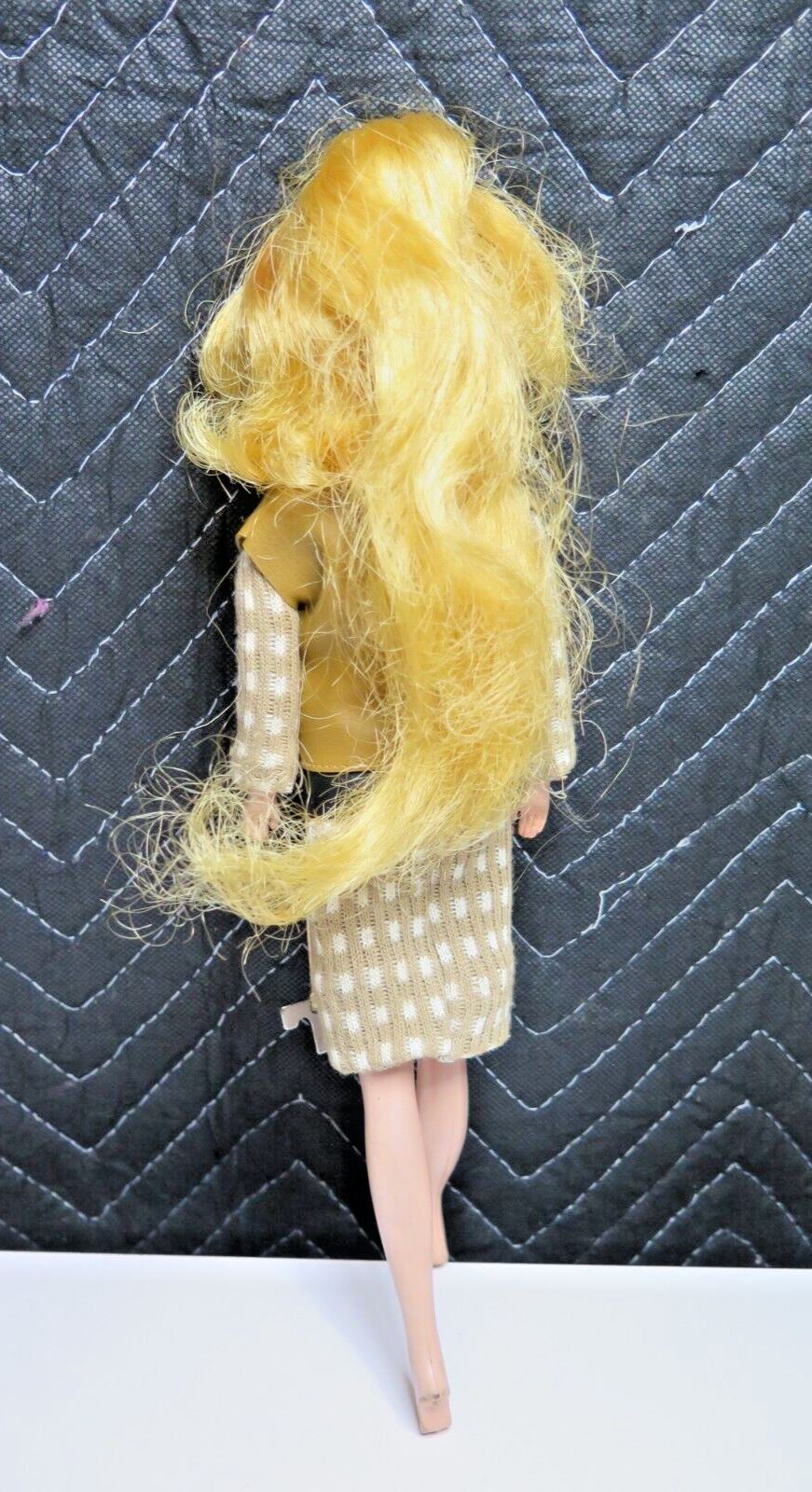 Vintage Blonde  "TRESSY" Doll Growing Hair with Key w/ Dress Outfit, Vest