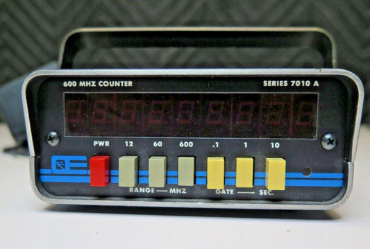 Optoelectronics Frequency Counter Model 7010A - 600 MHz