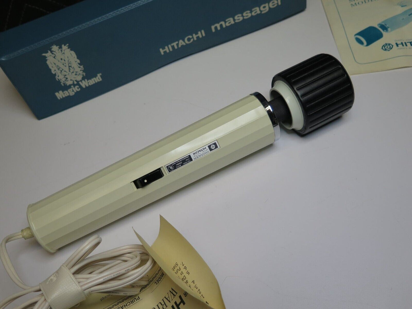 Hitachi Magic Wand Massager Vibrating Model HV-110A Made in Japan Black/White