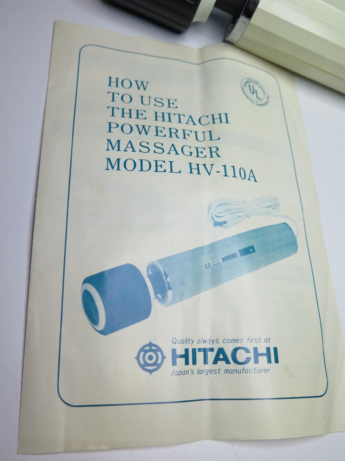 Hitachi Magic Wand Massager Vibrating Model HV-110A Made in Japan Black/White