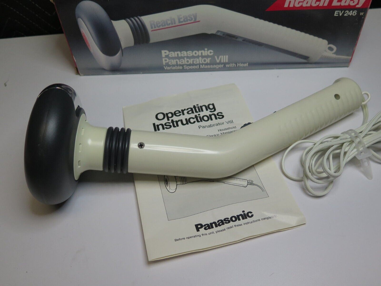 Panasonic Reach Easy Massager EV246 Panabrator Variable Speed Heat Extendible