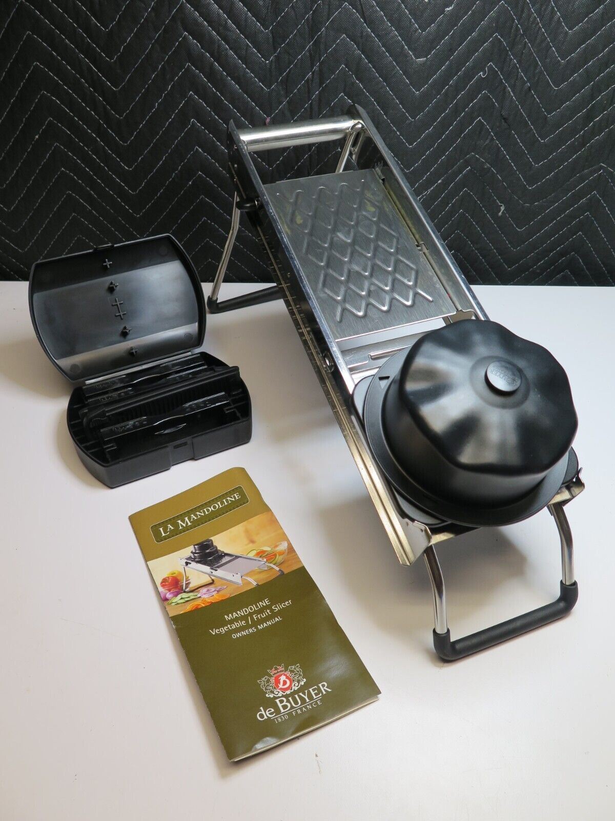 DE BUYER MANDOLINE, VEGETABLE/FRUIT SLIDER w/ 5 Blade Kit - MADE IN FRANCE