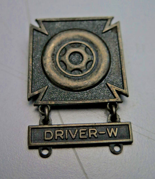 WWII U.S. ARMY DRIVER-W (Wheeled Vehicles) AWARD MEDAL BADGE STERLING