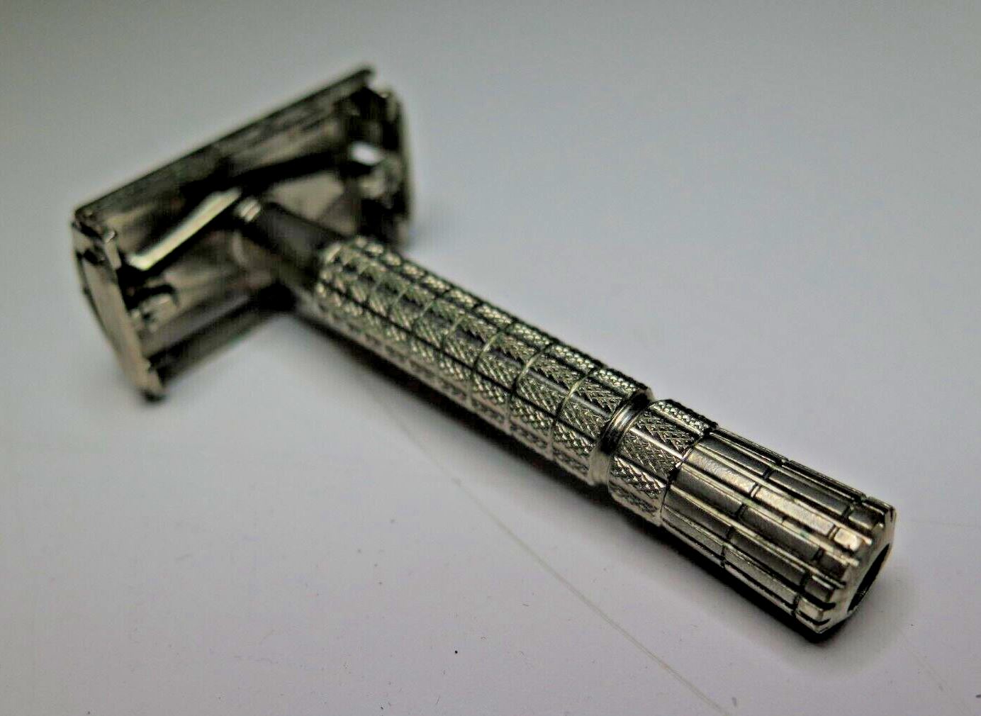 Gillette Flare Tip Super Speed Vintage Double Edge Safety Razor - 1955 A1