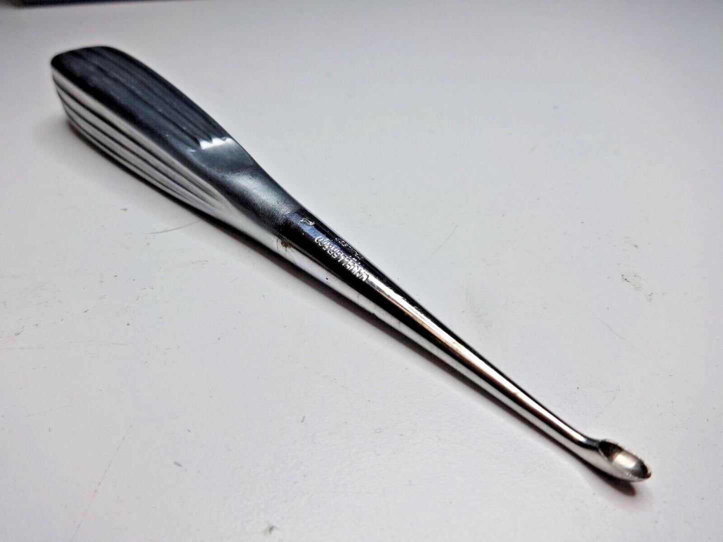 V MUELLER REF AU6603 SPRATT CURETTE SIZE 1, 4.7MM OVAL CUP OVERALL LENGTH 6-1/2"