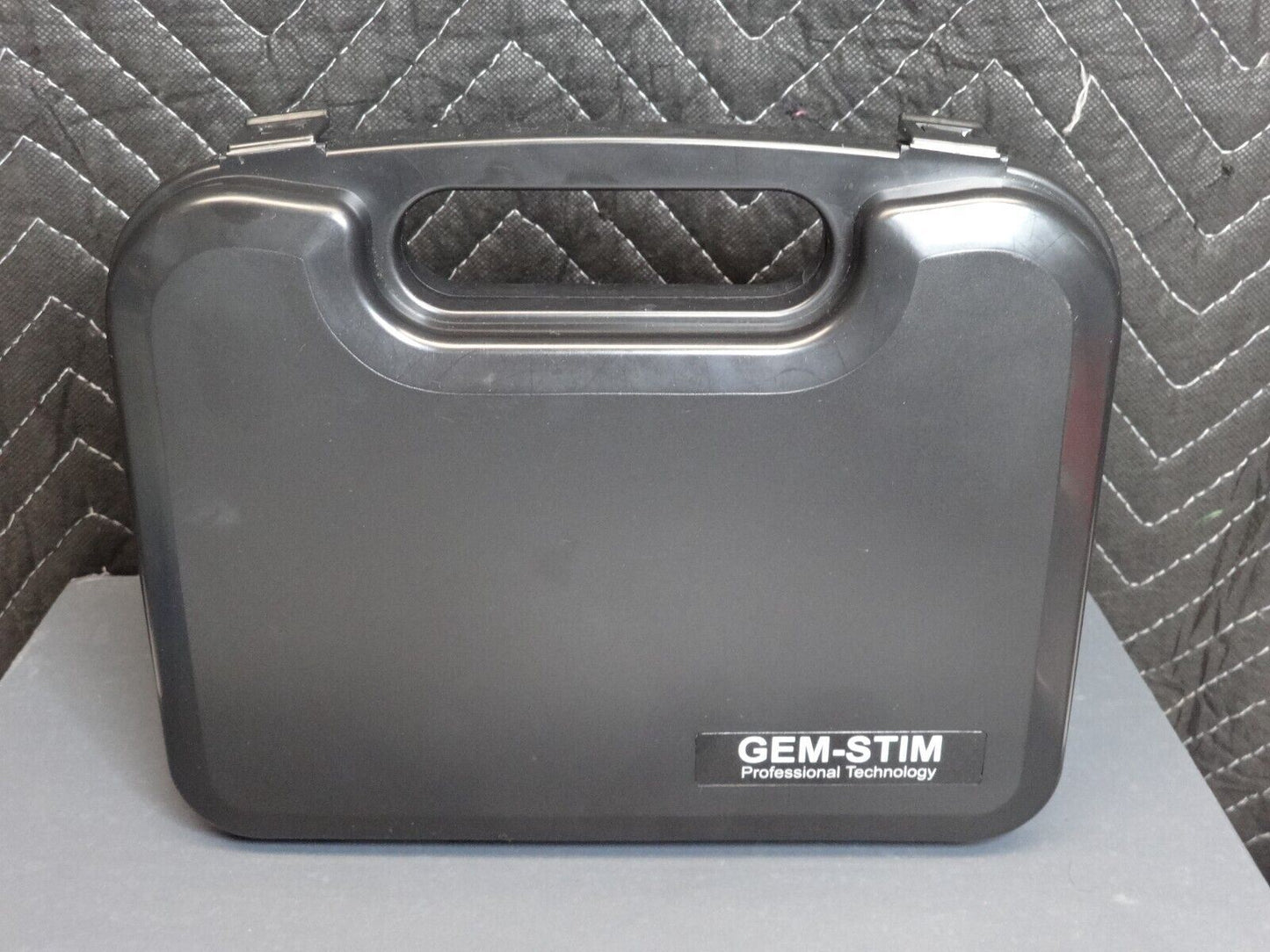 Gem-Stim GM3A50T Transcutaneous Electrical Nerve Stimulator w/ New Electrodes