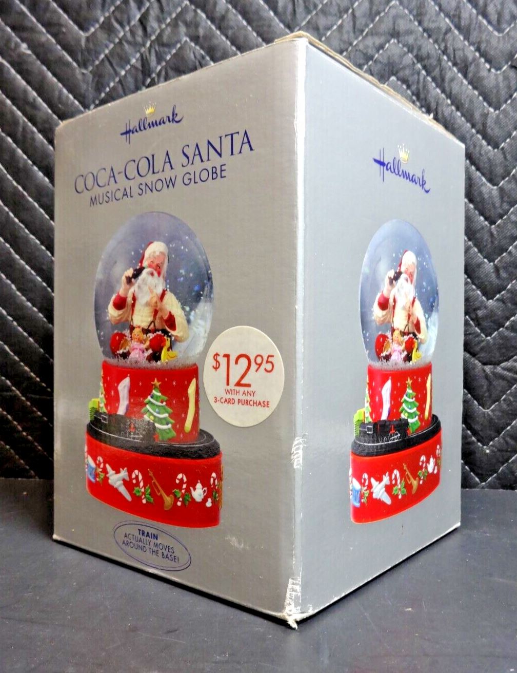 2001 Hallmark Coca Cola Santa Christmas Musical Snow Globe NIB