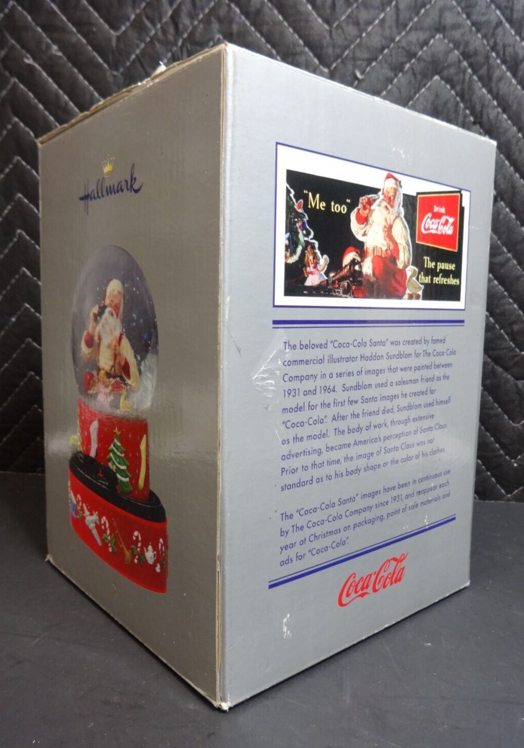 2001 Hallmark Coca Cola Santa Christmas Musical Snow Globe NIB