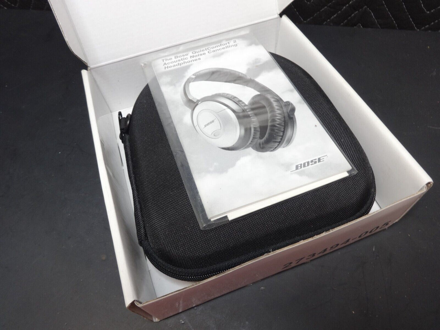 Bose QuietComfort 2 Acoustic Noise Cancelling Headphones - Silver