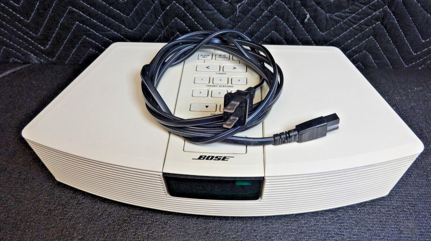 Bose Wave Radio Model AWR1-1W No Remote Works Great