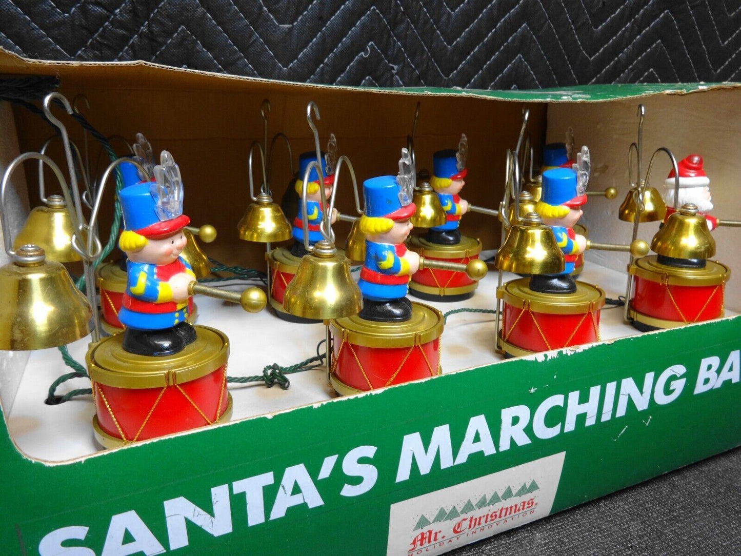 First Edition of MR CHRISTMAS Santa's Marching Band 1991 LIGHTS 16 Musical Bells