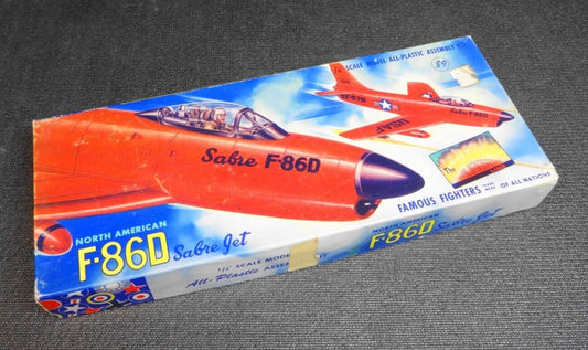 1956 AURORA FAMOUS FIGHTERS F-86D SWEPT WING SABRE JET