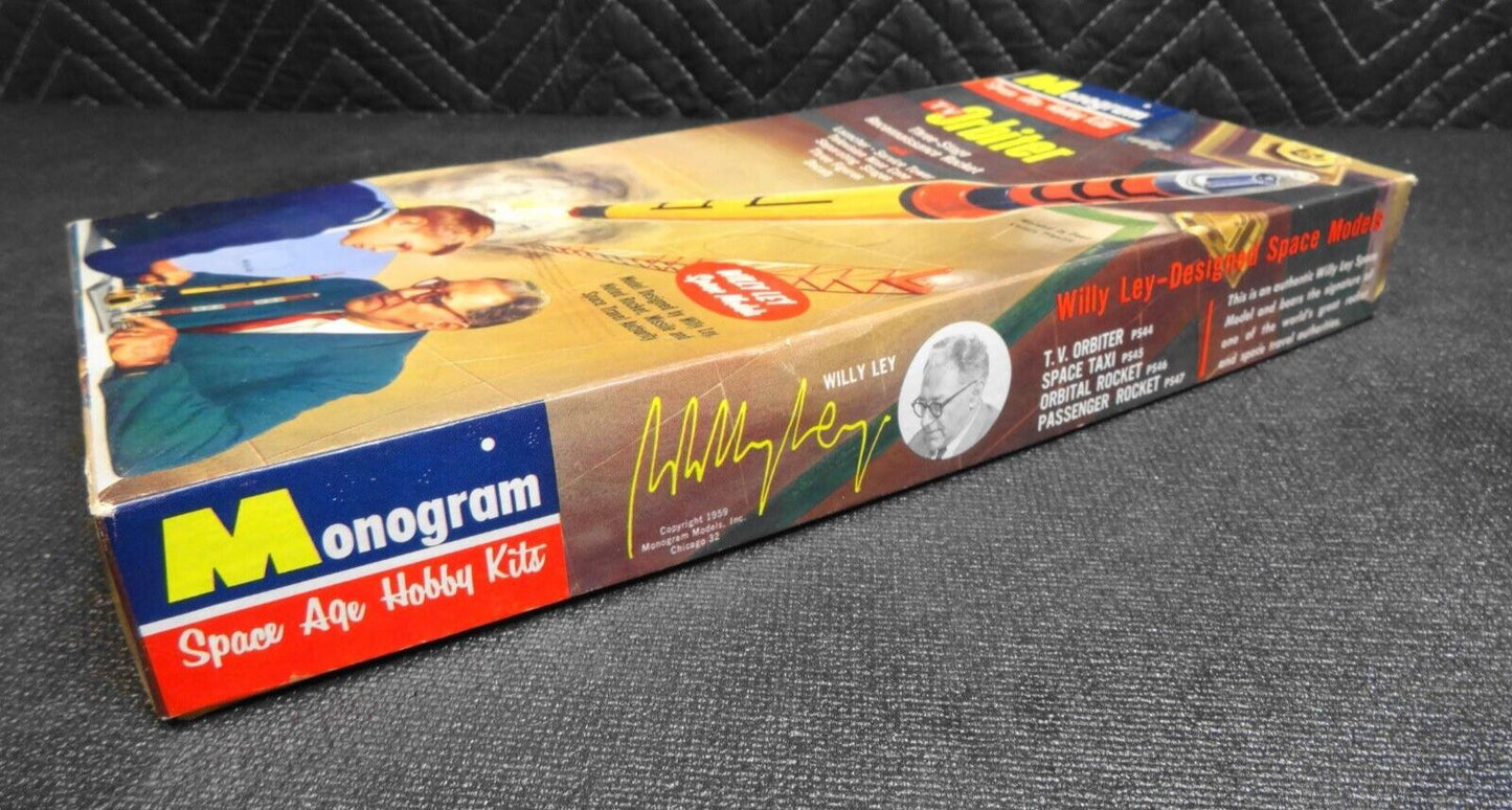 1959 Monogram Willy Ley TV Orbiter Three-Stage Recon Rocket model kit (PS44-129)