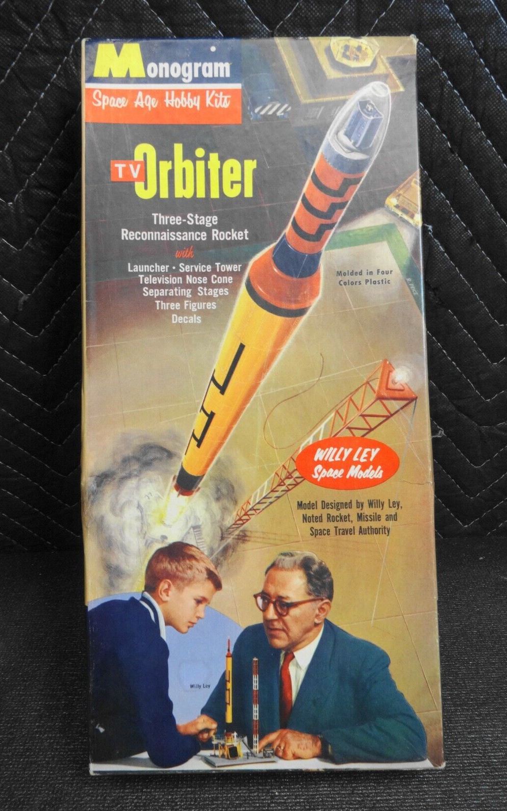 1959 Monogram Willy Ley TV Orbiter Three-Stage Recon Rocket model kit (PS44-129)