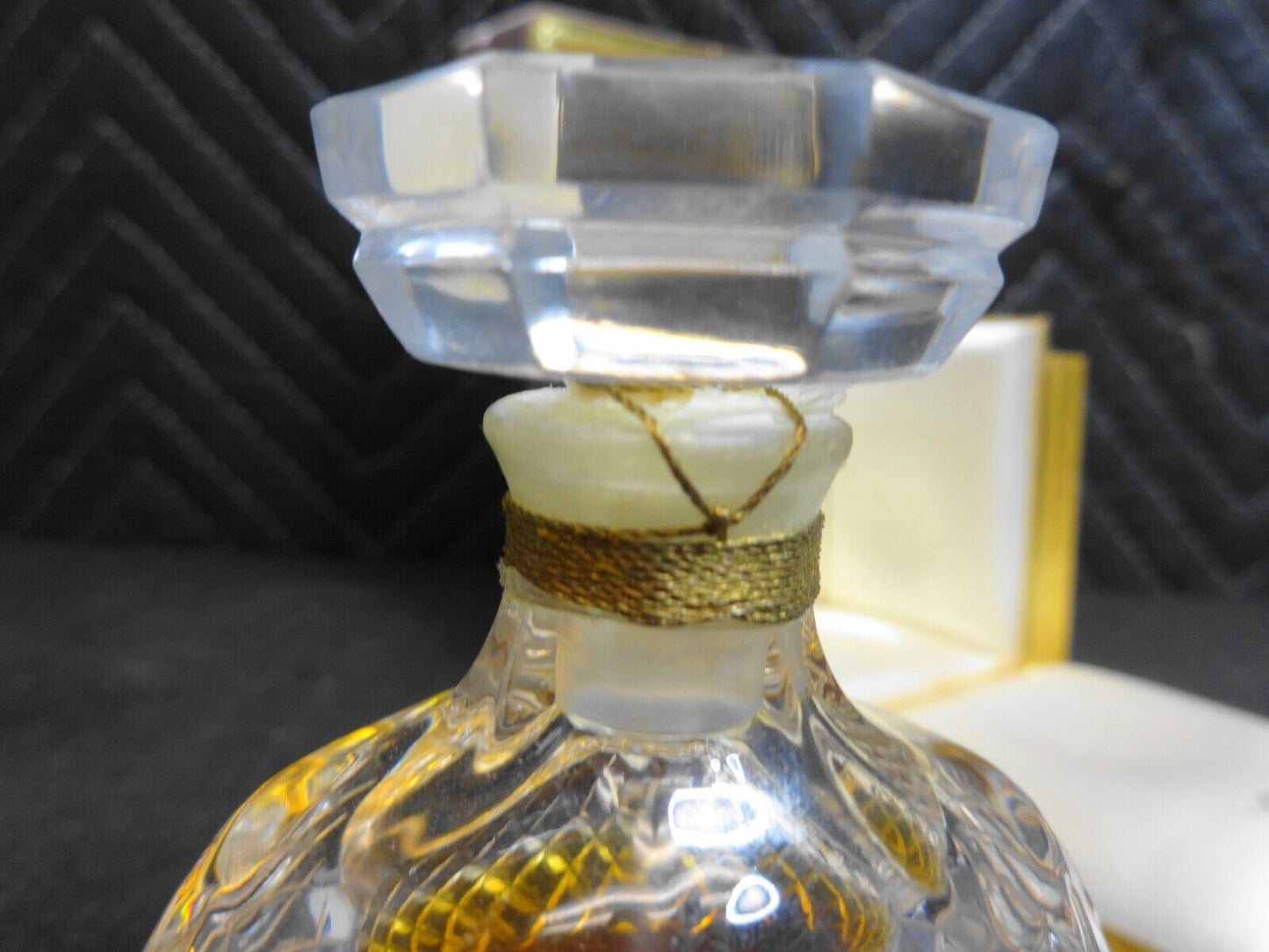 Vintage NINA RICCI CAPRICCI  1.5  oz Perfume Parfum,  Lalique Sealed Bottle NOS