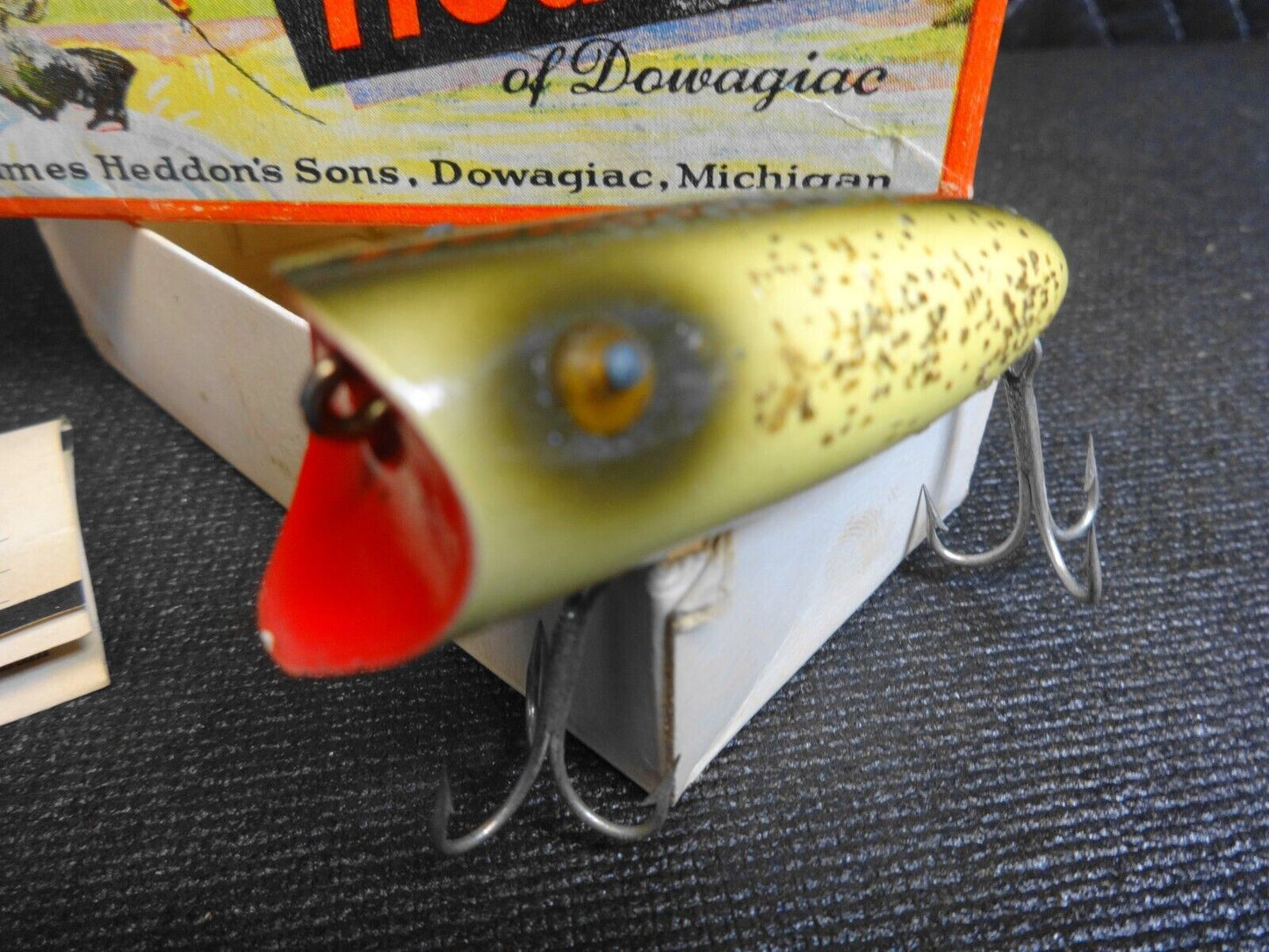 VINTAGE HEDDON BABY LUCKY 13 FISHING LURE WOODEN TACK EYES GLITTER SCALE BACK