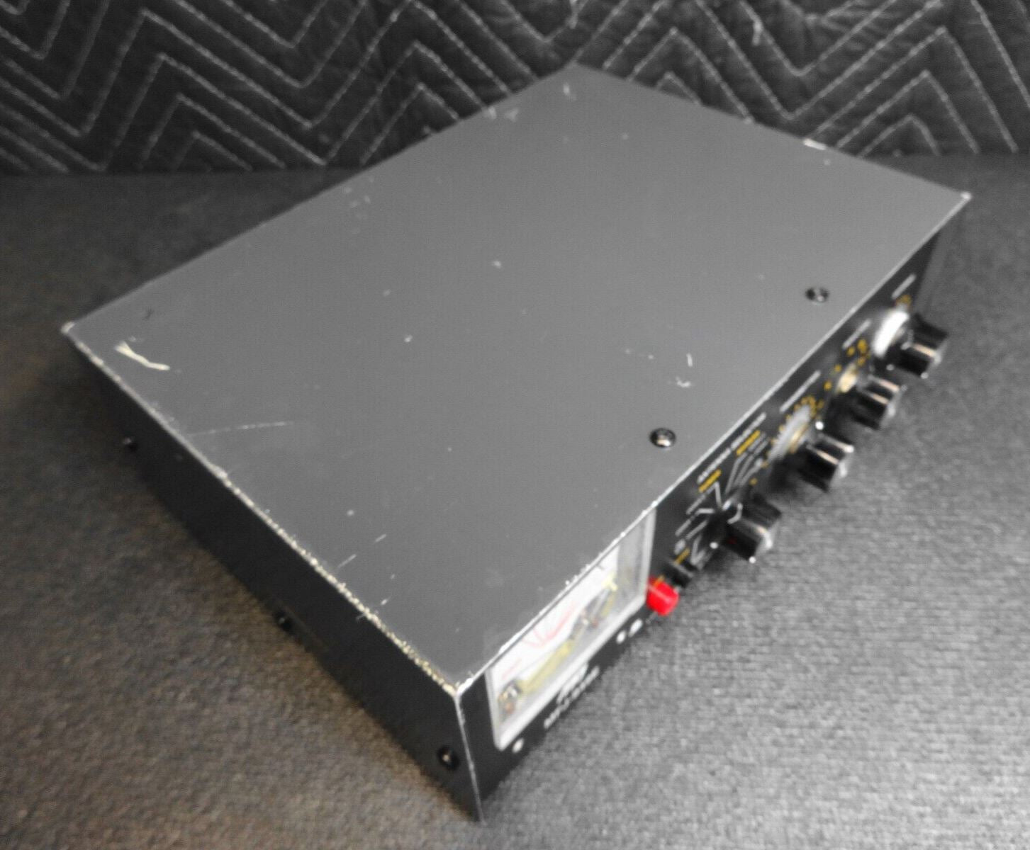 MFJ-949E Versa Tuner II - Ham Radio HF Antenna 300W 160-10 Meters ...