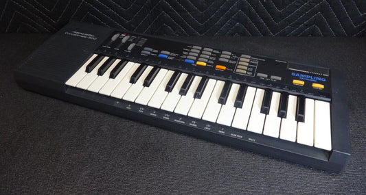 Realistic Concertmate 500 Sampling Keyboard Synthesizer