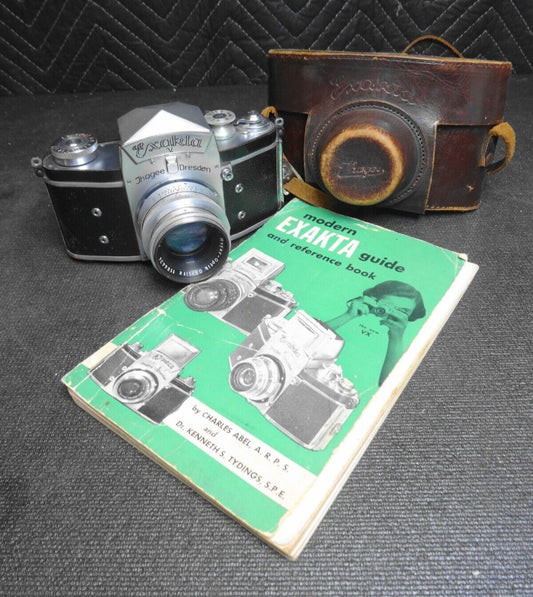 VINTAGE EXAKTA V CAMERA w/ Meyer-Optik Gorlitz Primoplan 58mm 1.9 Lens & Guide