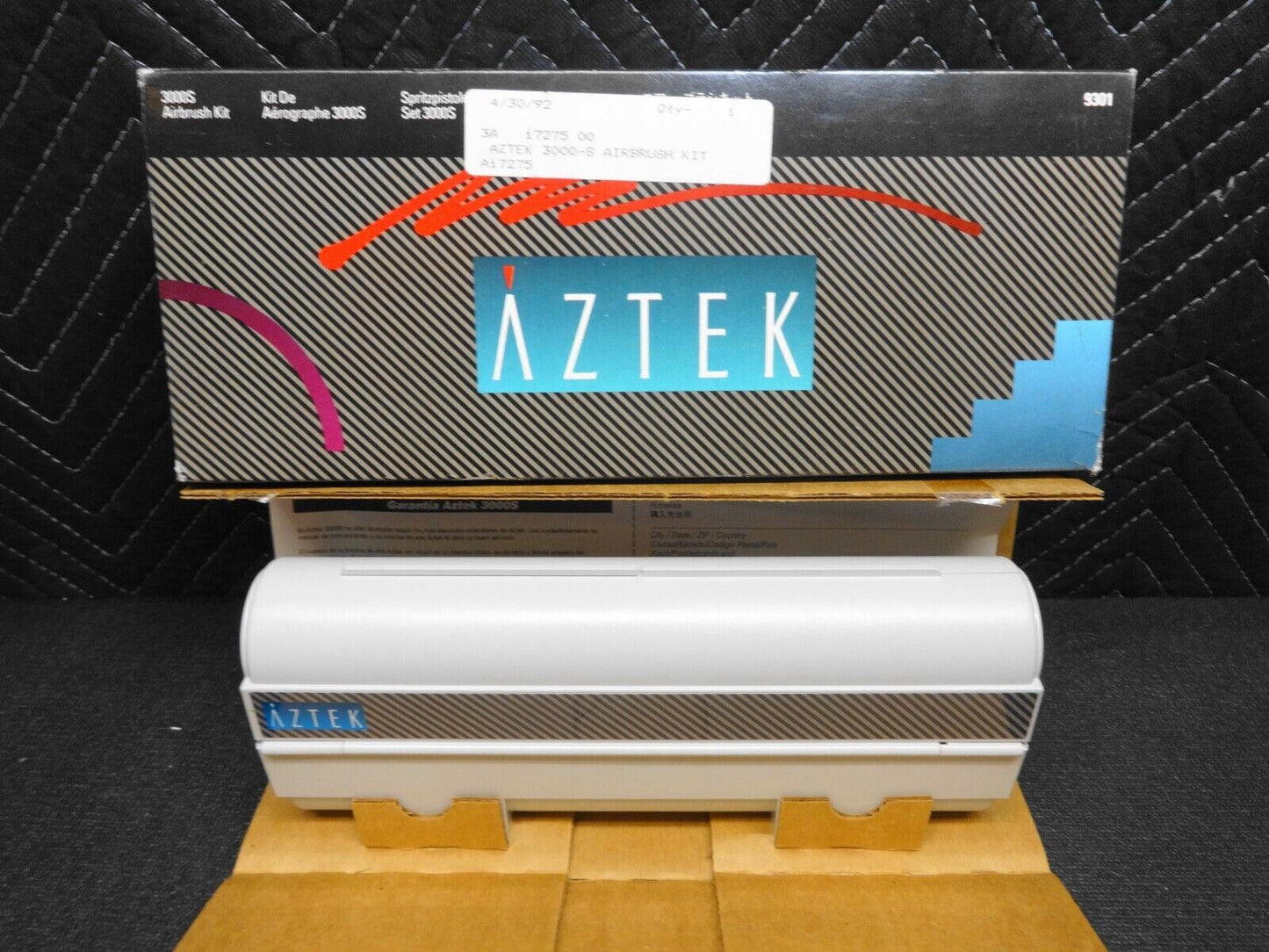 NOS TESTORS Aztek Airbrush 3000 S  Series Vintage in retail package - NIB