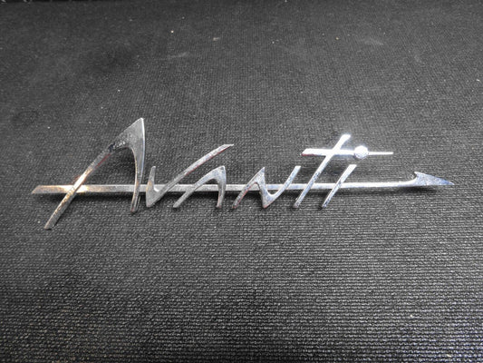 1963 1964 STUDEBAKER AVANTI N.O.S. NAMEPLATE