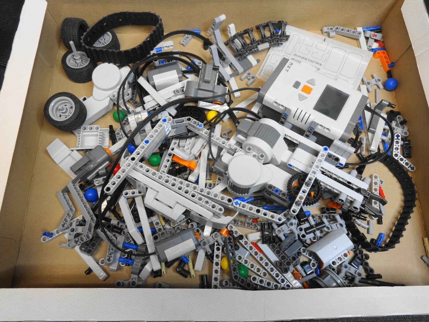 LEGO Mindstorms NXT 2.0 (8547)